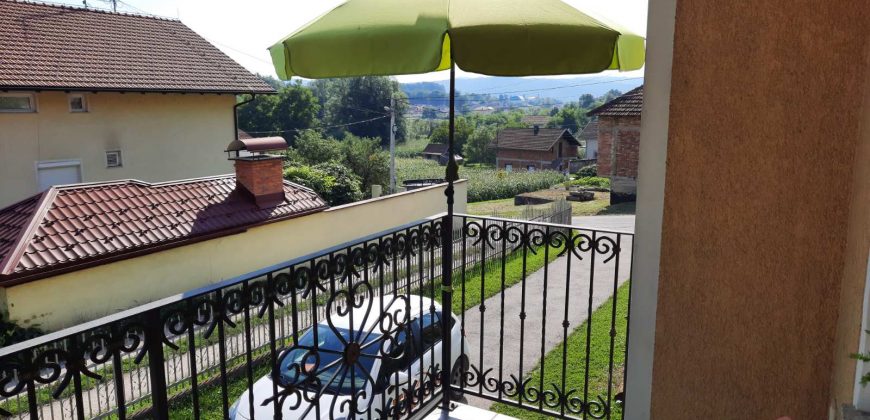 Stambeni objekat (kuća) 237 m2 i placa 812 m2 – Šargovac