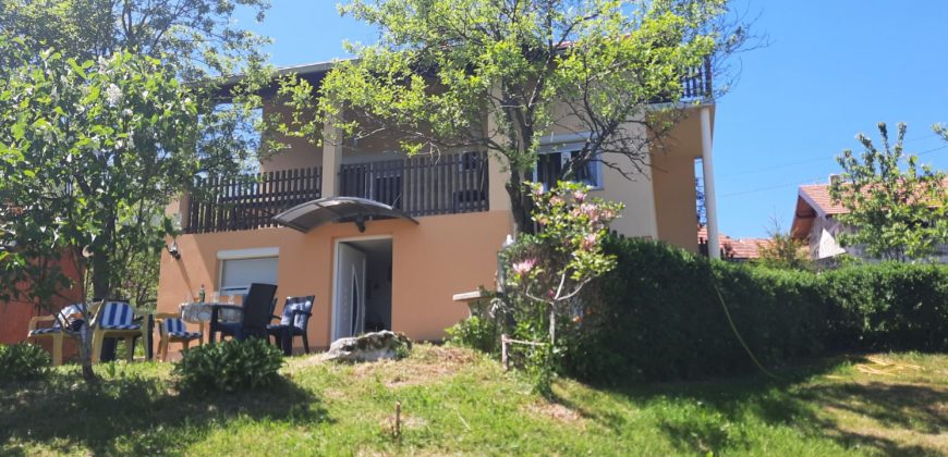 Vikend/kuća 70 m2 i placa 2661 m2 – Kola