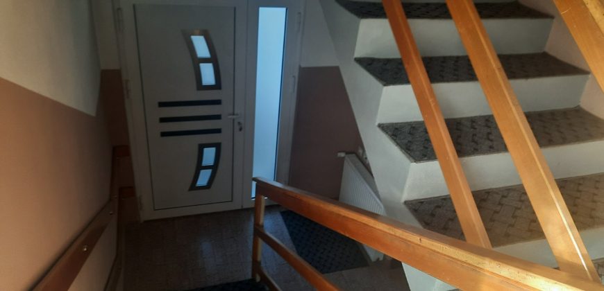 Dve kuće na placu od 582 m2 – Petrićevac