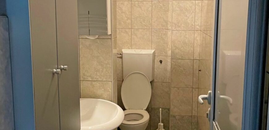 Stambeno poslovni objekat 650 m2 – Trn