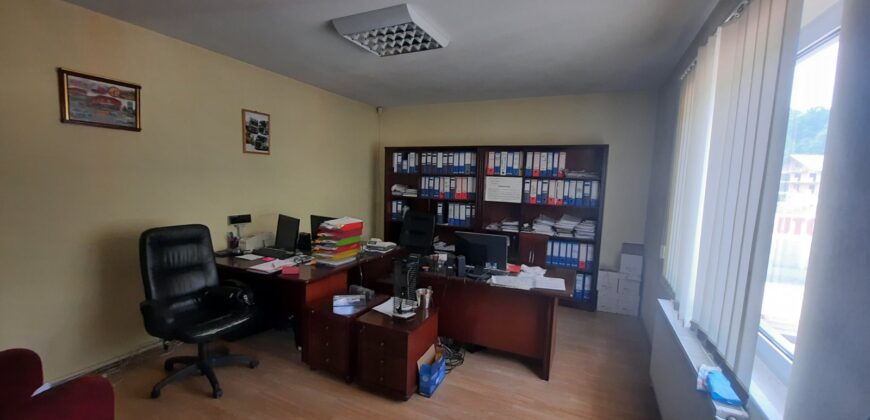 Poslovni prostor 60 m2 – Saračica