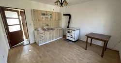 Kuća 90 m2 i zemljišta 9776 m2 – Lilić