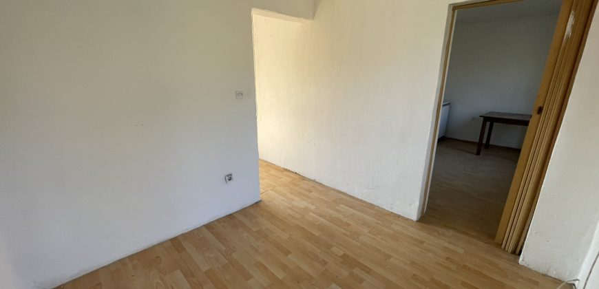 Kuća 90 m2 i zemljišta 9776 m2 – Lilić