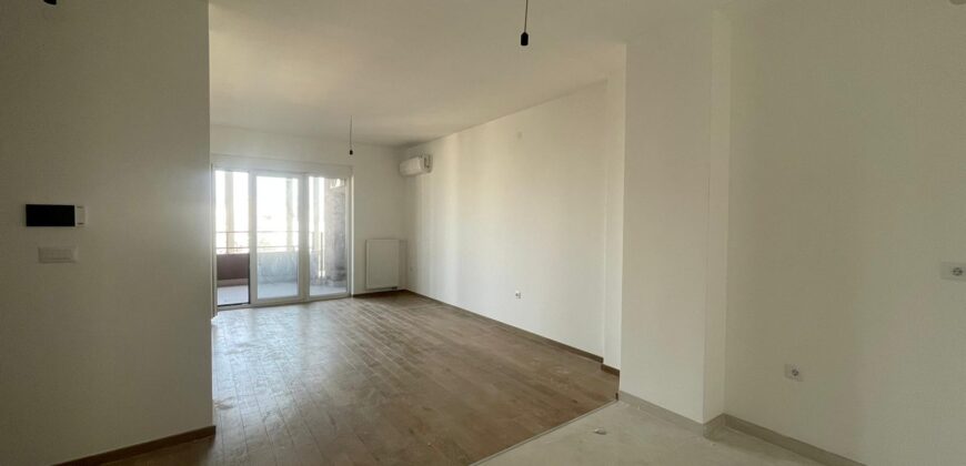 Trosoban stan 82,71 m2 – Centar (Palata)