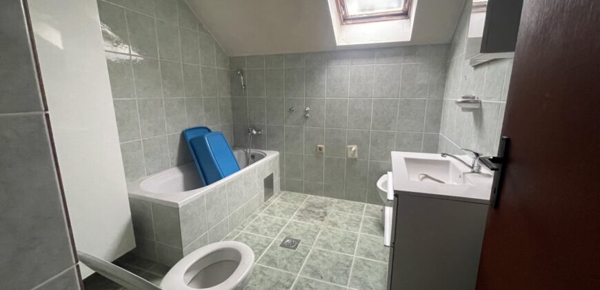 Stambeno poslovni objekat (kuća) 300 m2 – Lauš