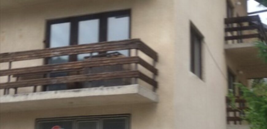 Kuća 550 m2 i plac 308 m2 – Sarajevo