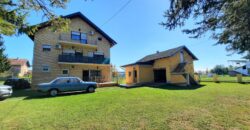 Stambeni objekat (kuća) 300 m2 i placa 1964 m2 – Aleksandrovac