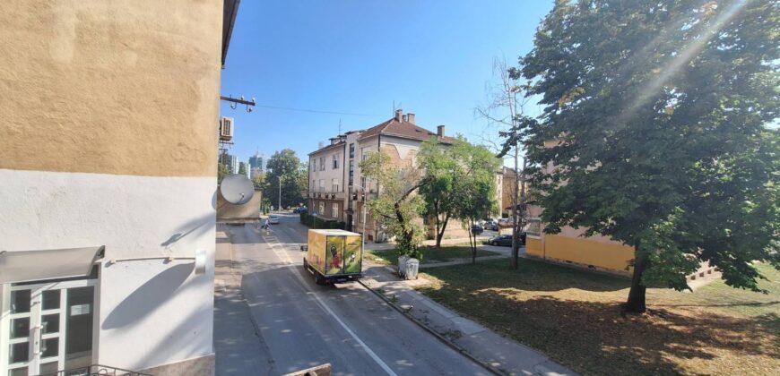 Stambeno/poslovni objekat 320 m2 – Centar