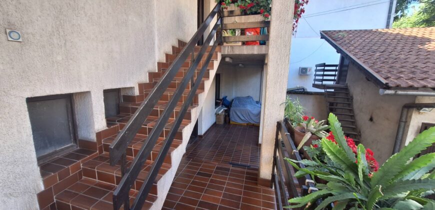 Stambeno/poslovni objekat 320 m2 – Centar