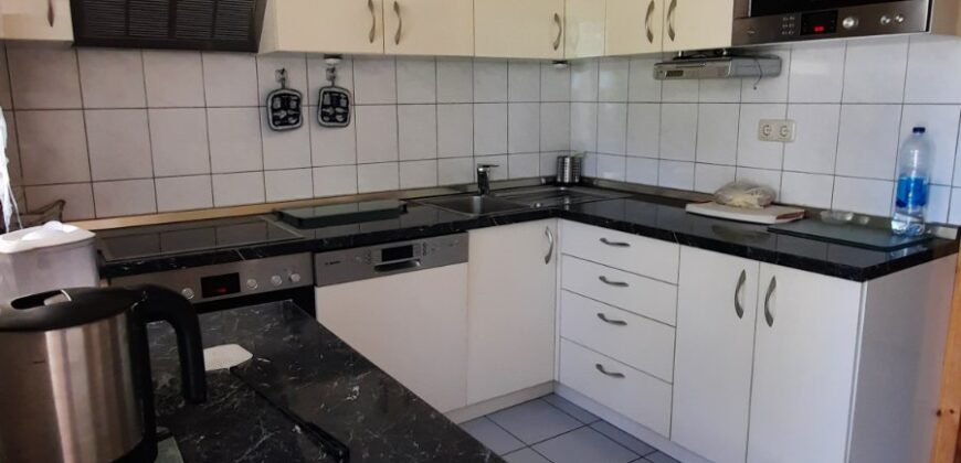 Stambeni objekat (kuća) 300 m2 i placa 1964 m2 – Aleksandrovac