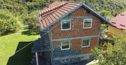 Stambeni objekat (kuća) 300 m2 – Čelinac