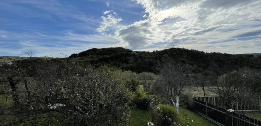 Stambeni objekat (kuća) 300 m2 – Čelinac