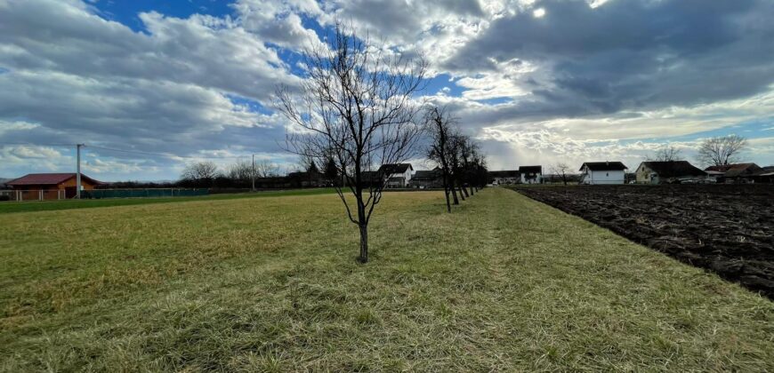 Stambeni objekat 150 m2 i placa 3351 m2 – Laktaši