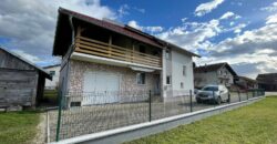 Stambeni objekat 150 m2 i placa 3351 m2 – Laktaši