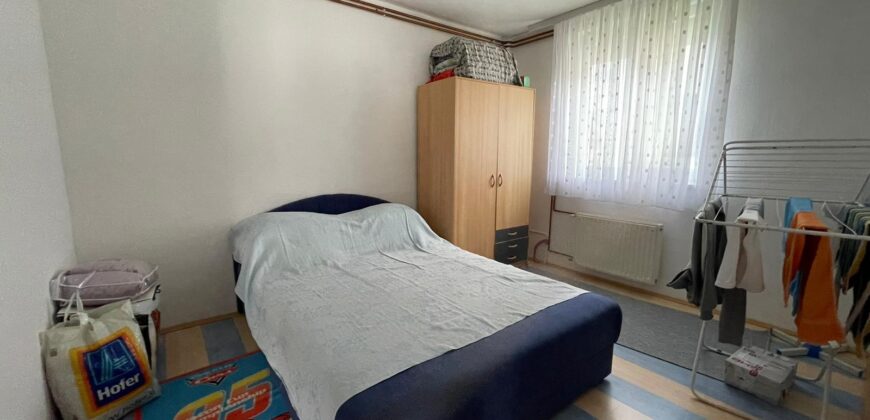 Stambeni objekat 150 m2 i placa 3351 m2 – Laktaši