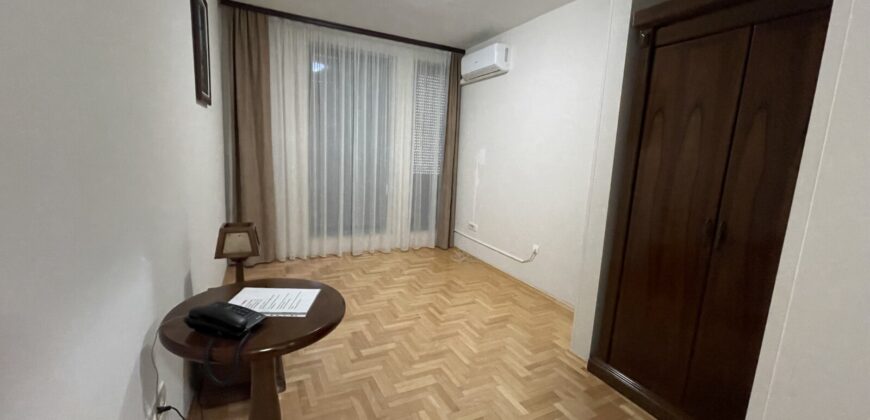 Poslovni prostori od 14m2 do 36m2 – Centar
