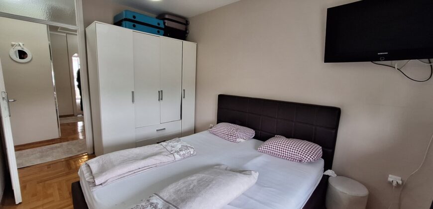 Konforan trosoban stan 80 m2 – Nova varoš