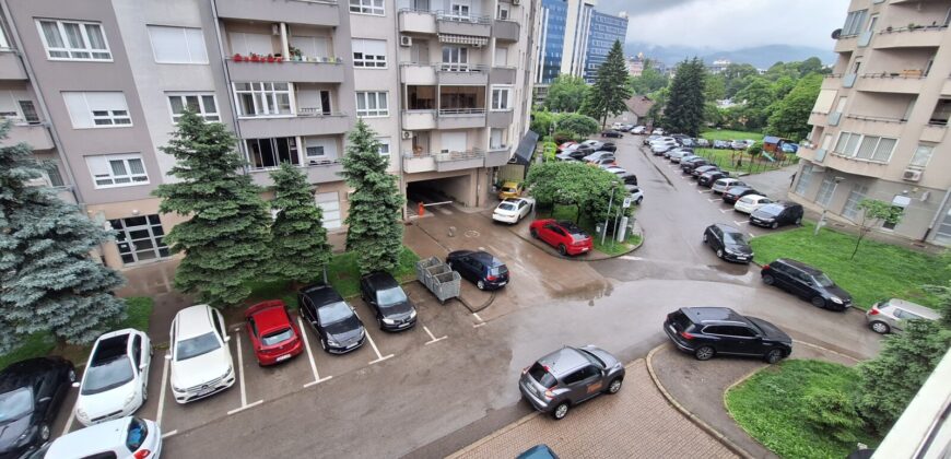 Konforan trosoban stan 80 m2 – Nova varoš