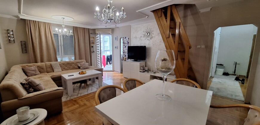 Konforan trosoban stan 80 m2 – Nova varoš