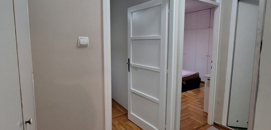 Konforan trosoban stan 80 m2 – Nova varoš