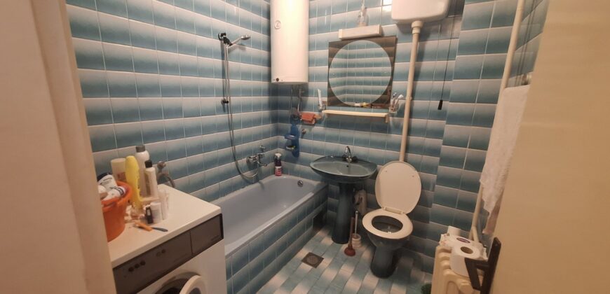 Trosoban stan 85 m2 – Centar