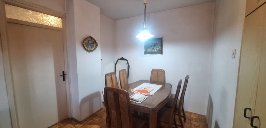 Trosoban stan 85 m2 – Centar