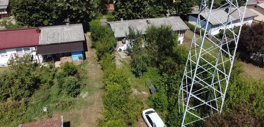 Baraka 45 m2 i zemljište 400 m2 – Budžak