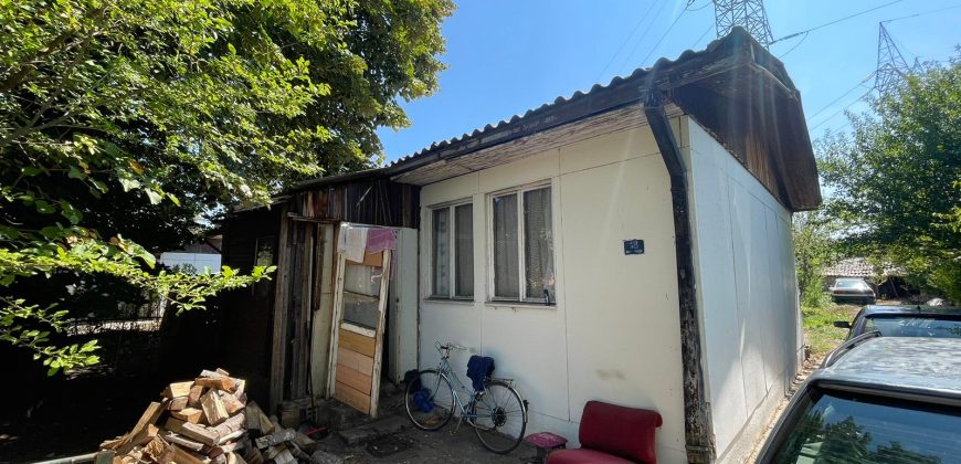 Baraka 45 m2 i zemljište 400 m2 – Budžak