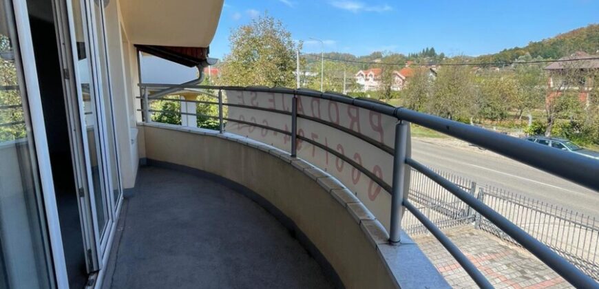 Stambeno poslovni objekat 280 m2 – Glamočani