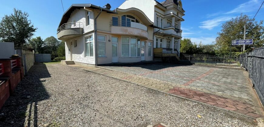 Stambeno poslovni objekat 280 m2 – Glamočani