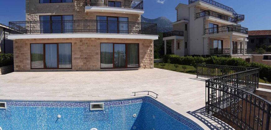 Luxuzna vila 590m2 sa pogledom na more – Herceg Novi