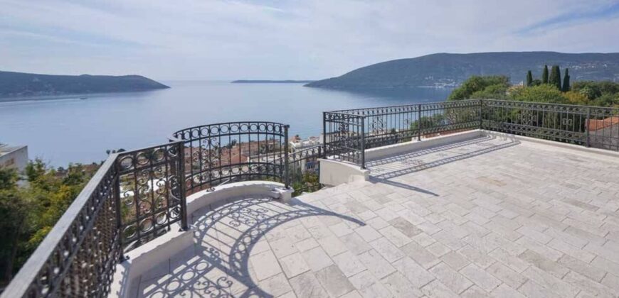 Luxuzna vila 590m2 sa pogledom na more – Herceg Novi