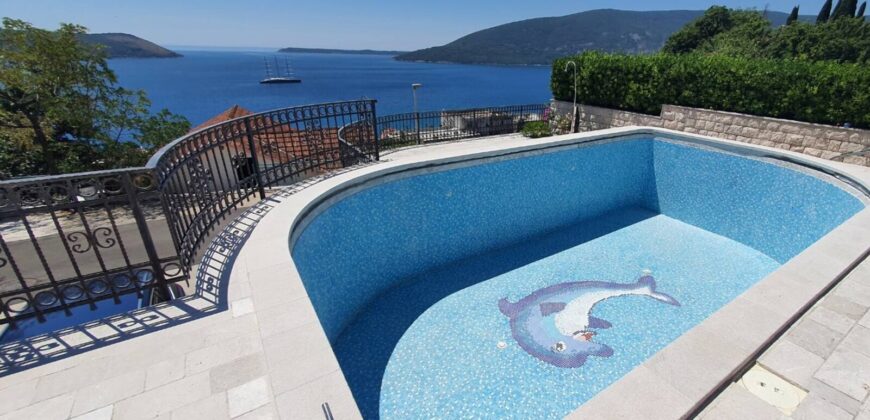 Luxuzna vila 590m2 sa pogledom na more – Herceg Novi