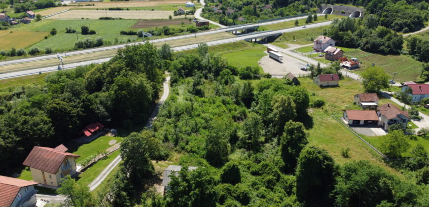Zemljište 2751 m2 sa kućom 61 m2 – Jakupovci