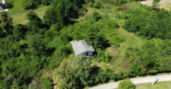 Zemljište 2751 m2 sa kućom 61 m2 – Jakupovci