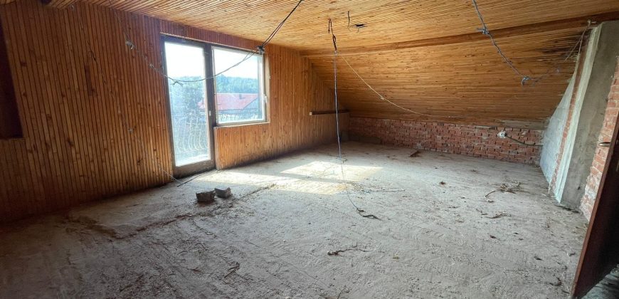 Kuća 250 m2 i zemljišta 2864 m2 – Šargovac