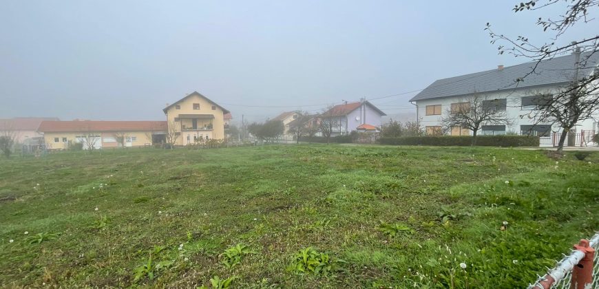 Kuća 72 m2 i placa 2479 m2 – Donja Piskavica