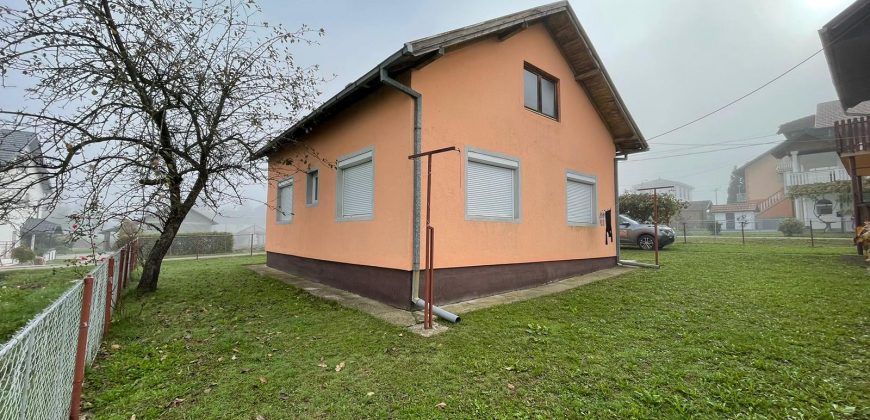 Kuća 72 m2 i placa 2479 m2 – Donja Piskavica