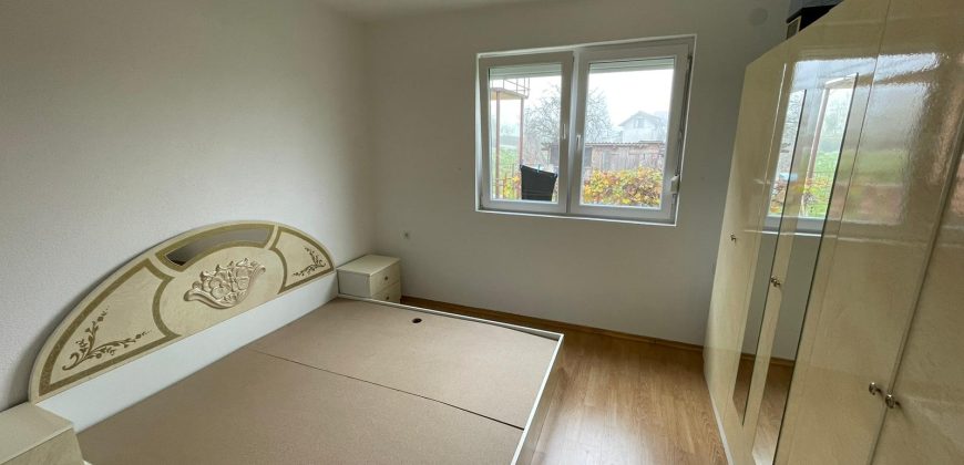 Kuća 72 m2 i placa 2479 m2 – Donja Piskavica