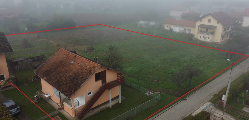 Kuća 72 m2 i placa 2479 m2 – Donja Piskavica