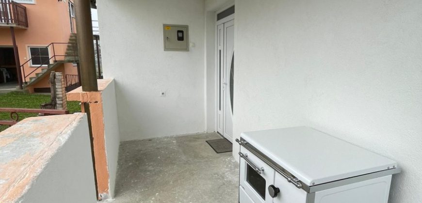 Kuća 72 m2 i placa 2479 m2 – Donja Piskavica