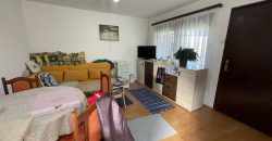 Vikend kuća 75 m2 na placu od 1083 m2 – Prijakovci