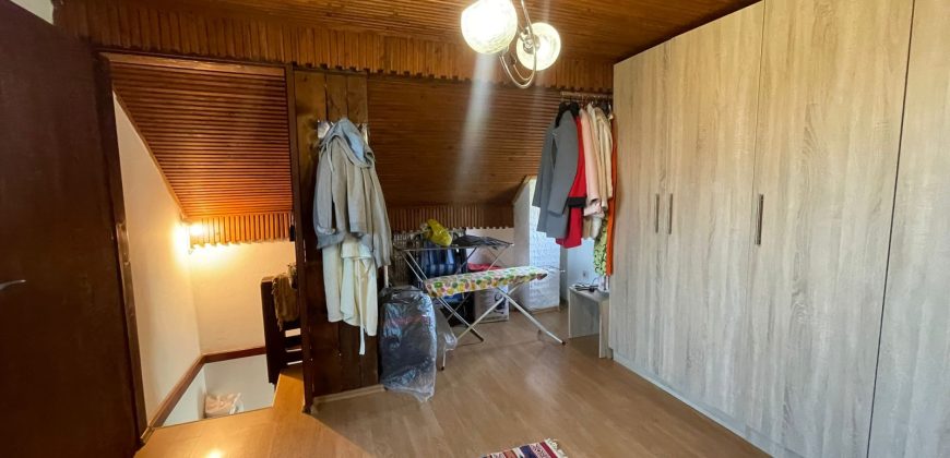 Vikend kuća 75 m2 na placu od 1083 m2 – Prijakovci