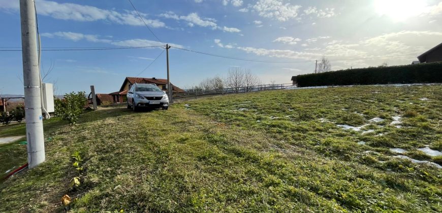 Zemljište 1662 m2 – Slatina