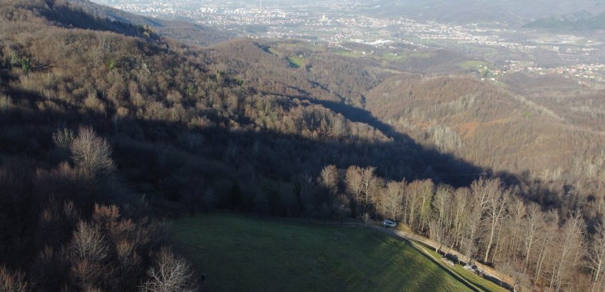 Zemljište 3999 m2 – Ponir