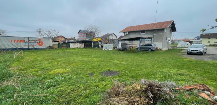 Zemljište (plac) 500 m2 – Trn
