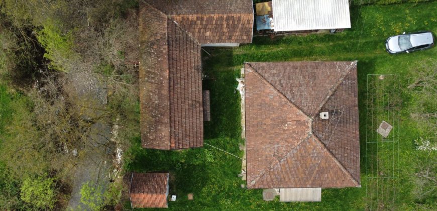 Kuća 76 m2 i placa 1781 m2 – Prijakovci