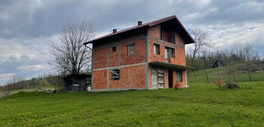 Kuća 170 m2 i placa 1999 m2 – Šargovac