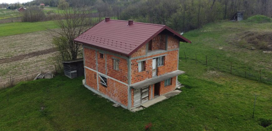 Kuća 170 m2 i placa 1999 m2 – Šargovac