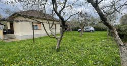 Kuća 76 m2 i placa 1781 m2 – Prijakovci